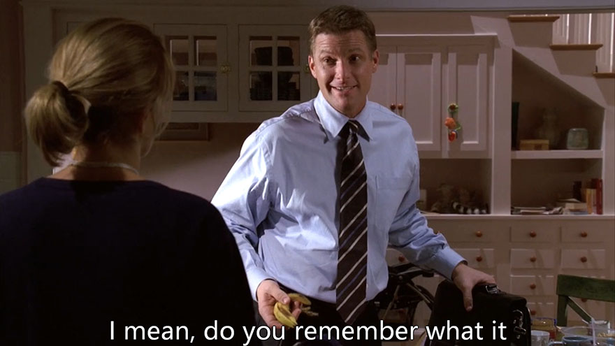 Tom throw a banana in Lynette's hamper