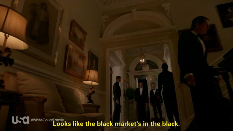 美剧猫鼠游戏：In the black