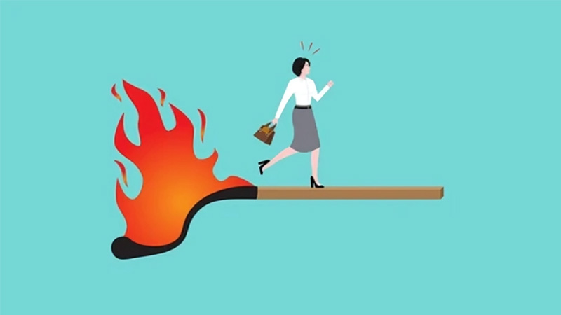 看美剧学英语习语表达：Burn down with one's own match